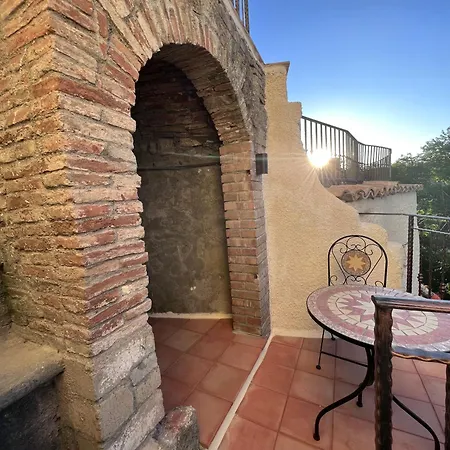 San Nicodemo 4* Ciro